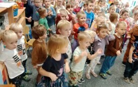 Galeria aktualności Rozmowa słońca z wiatrem - w indiańskich rytmach. 110 4
