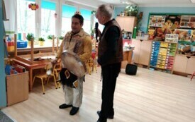 Galeria aktualności Rozmowa słońca z wiatrem - w indiańskich rytmach. 110 9