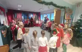 Galeria aktualności Mikołajki - Spotkanie z Mikołajem 122 22