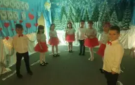 Galeria aktualności Dzień Babci i Dziadka w grupach III i V. 5