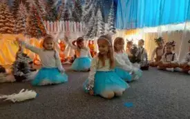 Galeria aktualności Dzień Babci i Dziadka w grupie II 11