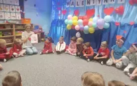 Galeria aktualności Starszaki świętują Walentynki. 10