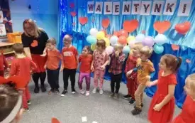Galeria aktualności Starszaki świętują Walentynki. 18