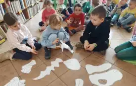 Galeria aktualności Dzień Dinozaura w bibliotece. 13