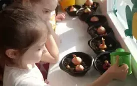 Galeria aktualności Wiosenne prace ogrodnicze w grupie IV. 5