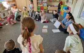 Galeria aktualności Wiosenne zabawy zielonej żaby. 15