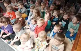 Galeria aktualności Wielkanoc u Pani Wiosny - teatrzyk w przedszkolu. 5