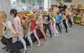 Galeria aktualności &bdquo;Siła tkwi w grupie &ndash; wsp&oacute;łpraca i zaufanie&rdquo; 6