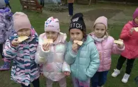 Galeria aktualności Wycieczka do pasieki. 3