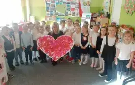 Galeria aktualności Realizacja projektu " W krainie emocji" w grupie III 1