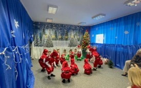 Galeria aktualności Uroczystość choinkowa w grupie II. 13