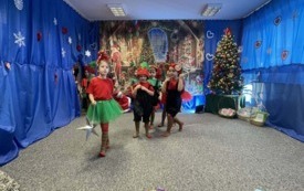 Galeria aktualności Dzień Babci i Dziadka w przedszkolu. 19