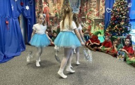 Galeria aktualności Dzień Babci i Dziadka w przedszkolu. 24