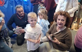 Galeria aktualności Dzień Babci i Dziadka w przedszkolu. 35