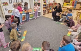 Galeria aktualności Koci akcent u starszak&oacute;w &ndash; tworzenie bajek o kotach 7