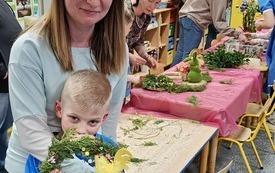 Galeria aktualności Warsztaty wielkanocne w grupie IV 19