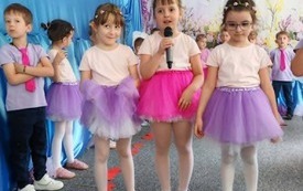 Galeria aktualności Dzień Mamy i Taty w grupach I, II i III 7