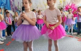 Galeria aktualności Dzień Mamy i Taty w grupach I, II i III 8