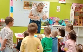 Galeria aktualności Eksperymentujemy i odkrywany. 4