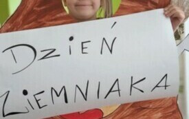 Galeria aktualności Dzień pieczonego ziemniaka w grupie II. 98 5