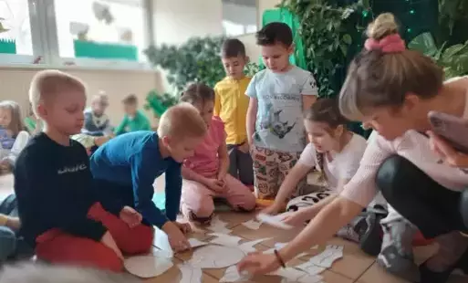 Zdjęcie do Dzień Dinozaura w bibliotece.